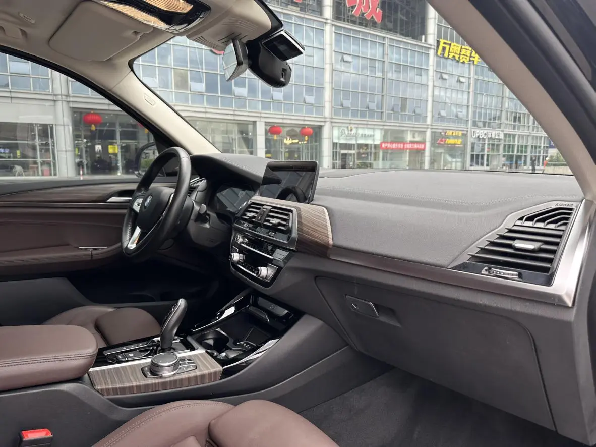 BMW X3 2020 xDrive28i Luxury Package