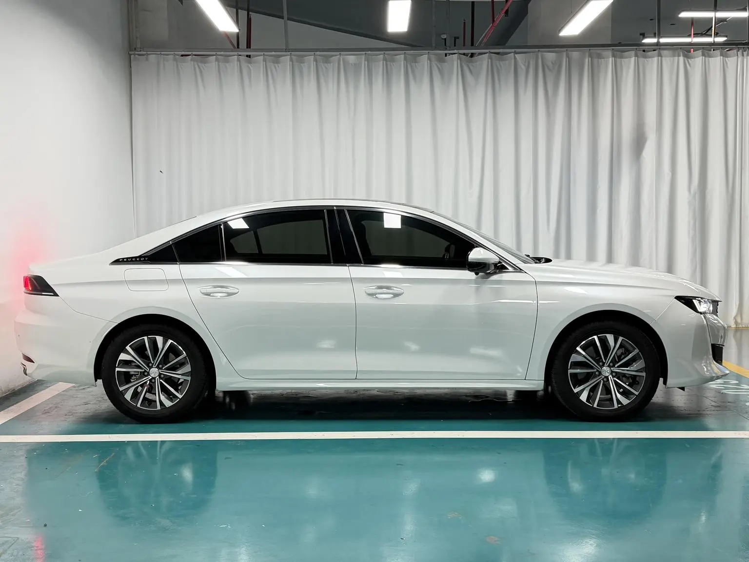 Peugeot 508L 2022 400THP PureTech