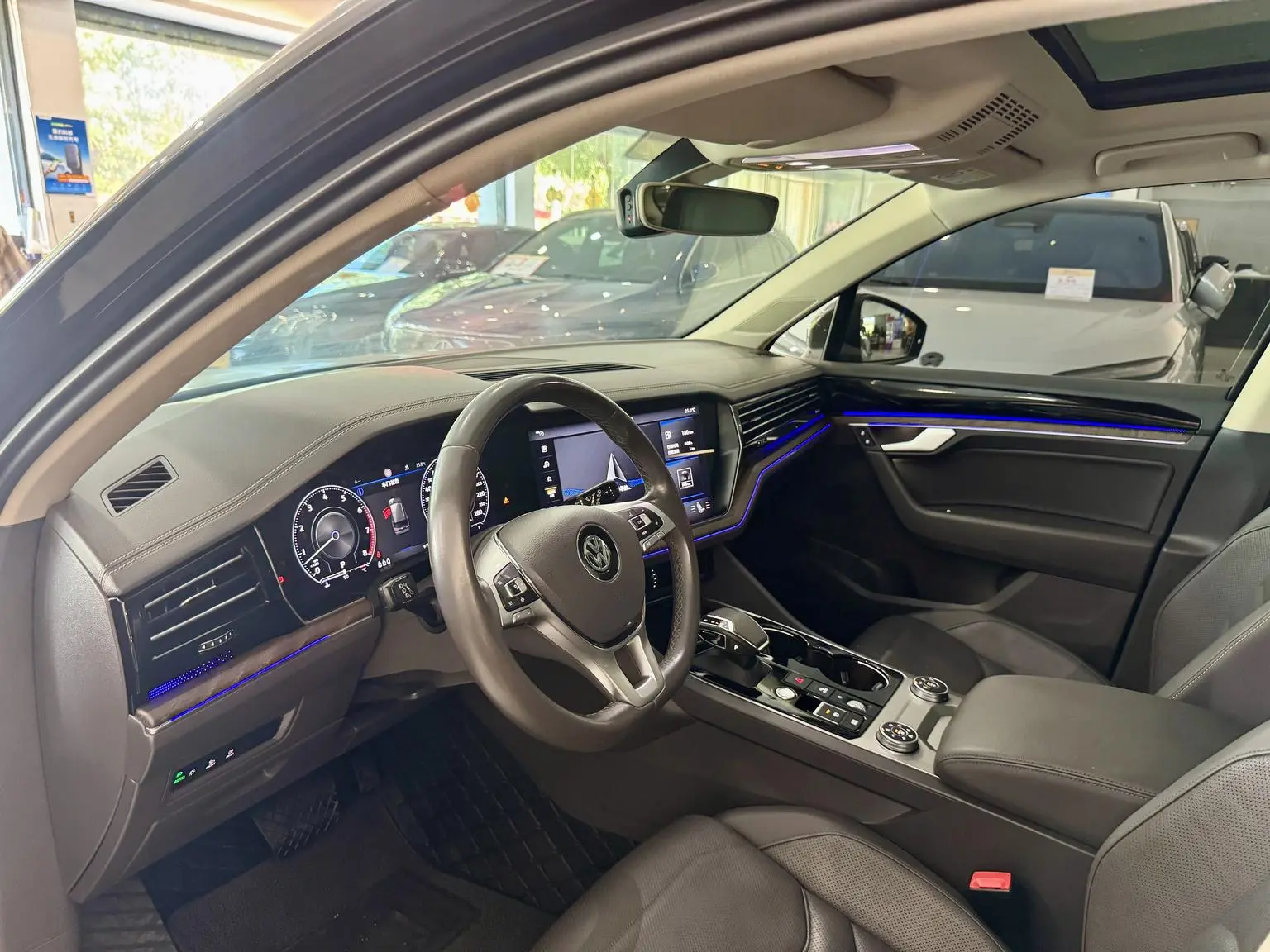 Volkswagen Touareg 2020 3.0TSI Sharp