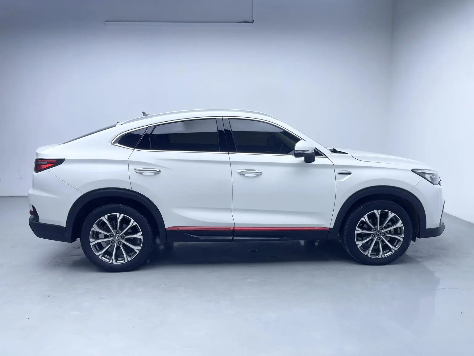 Changan CS85 COUPE 2021 2.0T Auto Premium