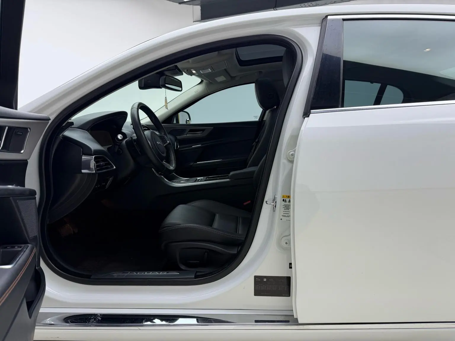 Jaguar XEL 2018 2.0T 200PS Premium Plus