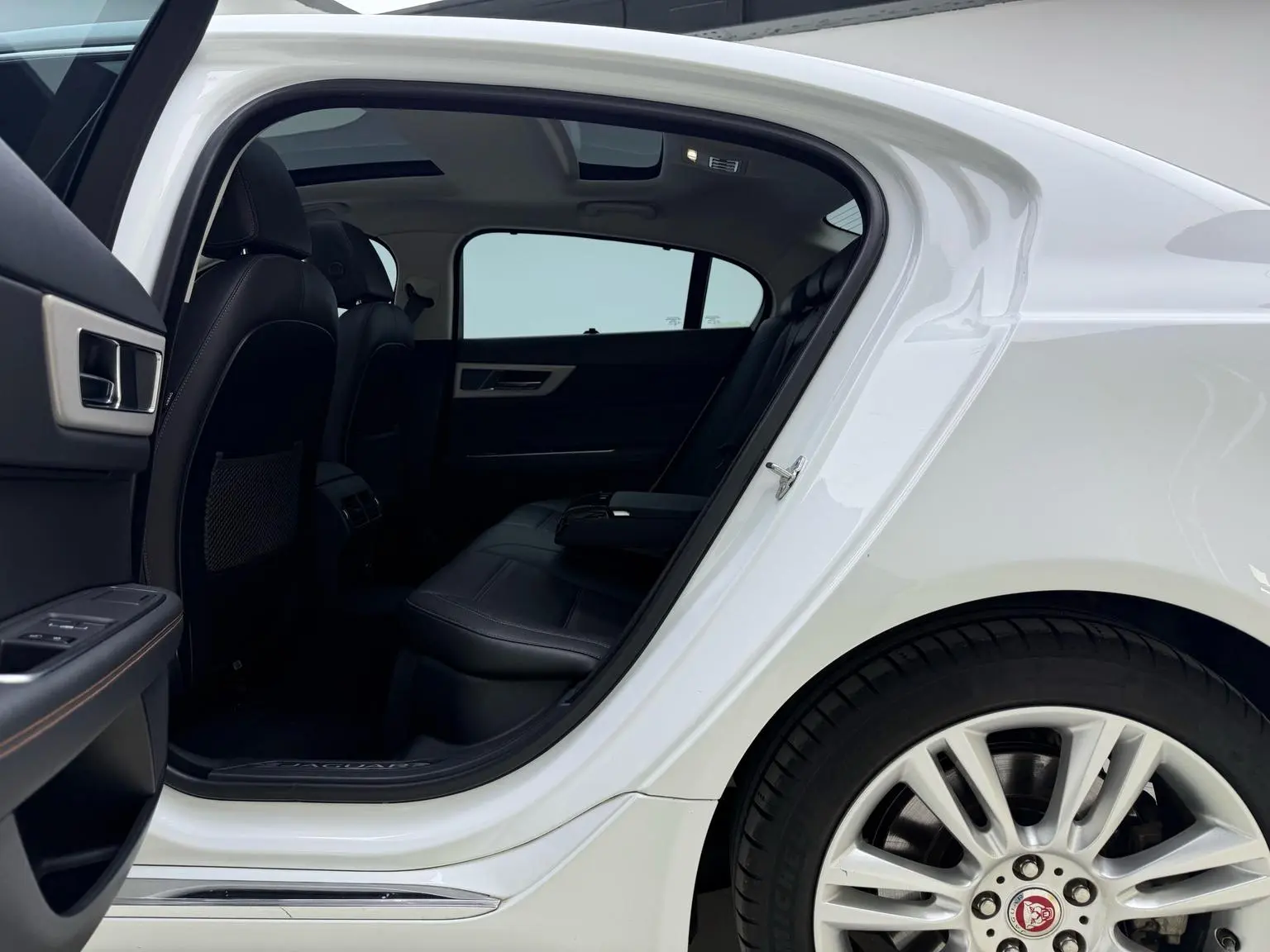 Jaguar XEL 2018 2.0T 200PS Premium Plus