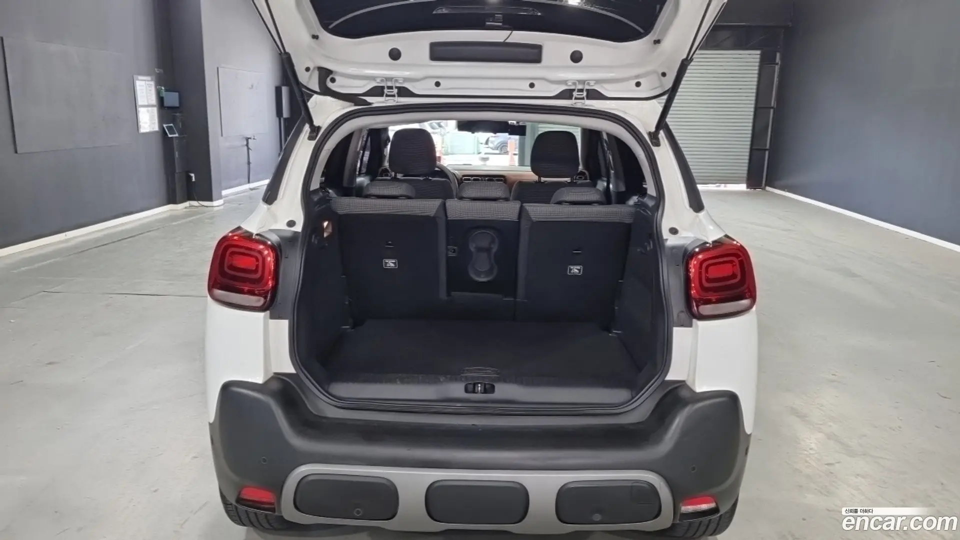 Citron / DS C3 Aircross 1.5 BlueHDi Shine Pack