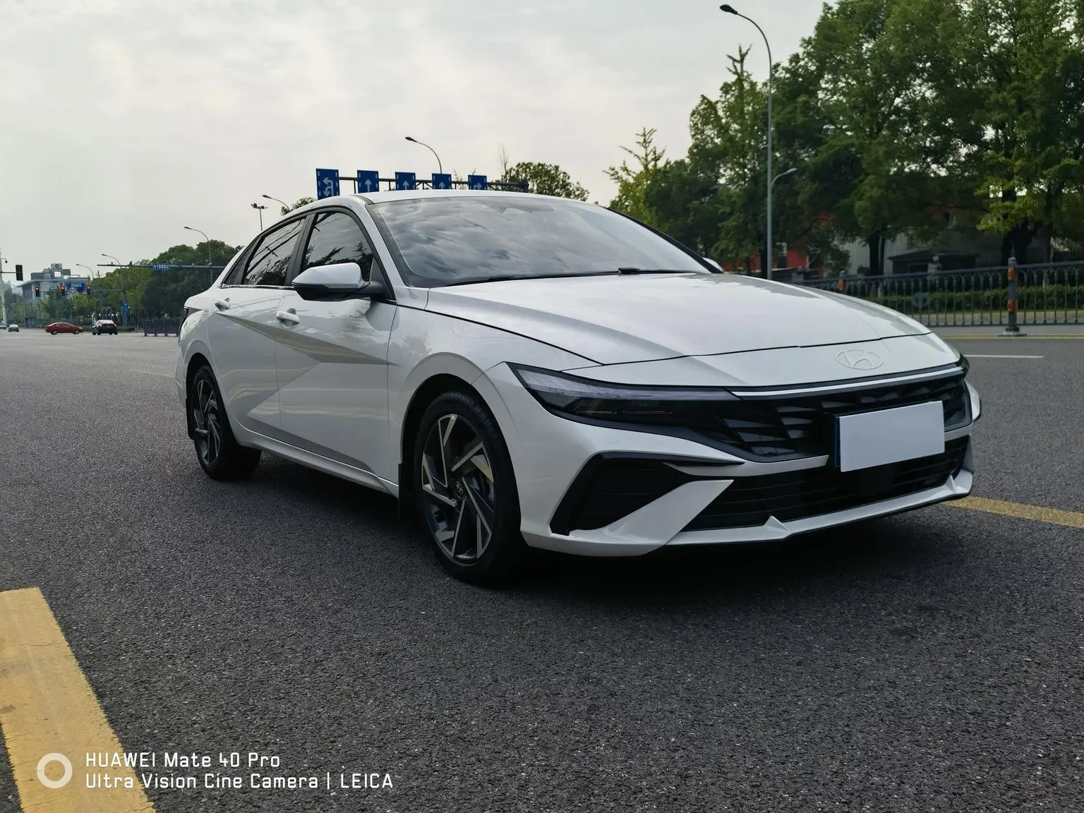 Hyundai 2023 1.5L CVT LUX Premium