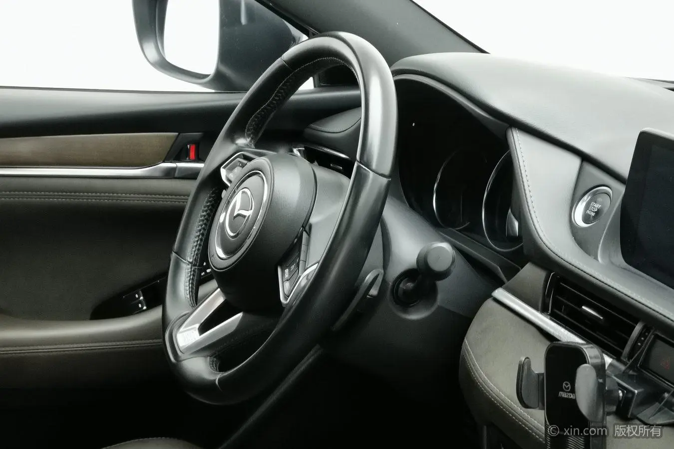 Mazda Atenza 2020 2.5L Blue Sky Premium