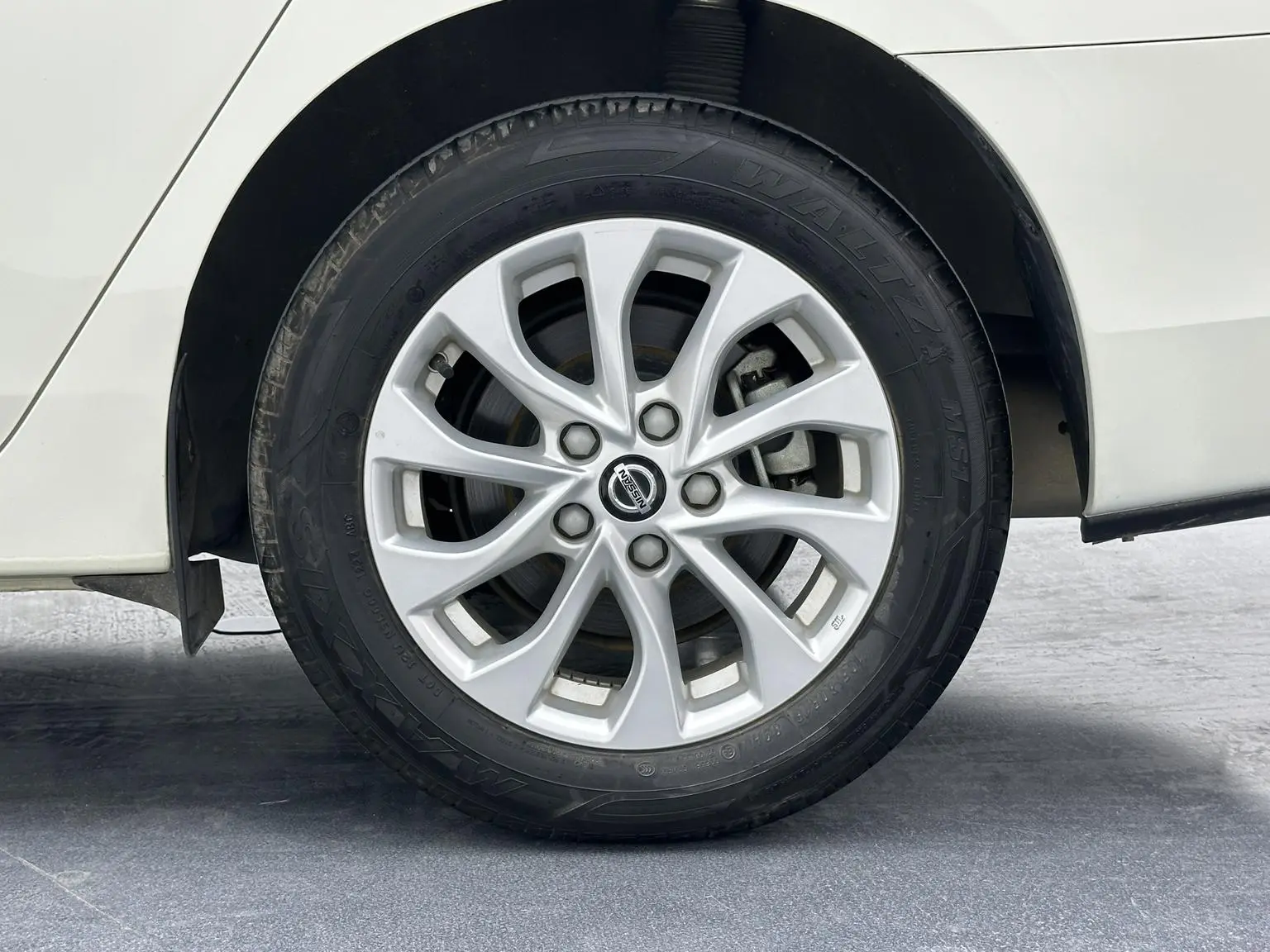 Nissan Sylphy 2024 Classic 1.6L XL CVT Luxury