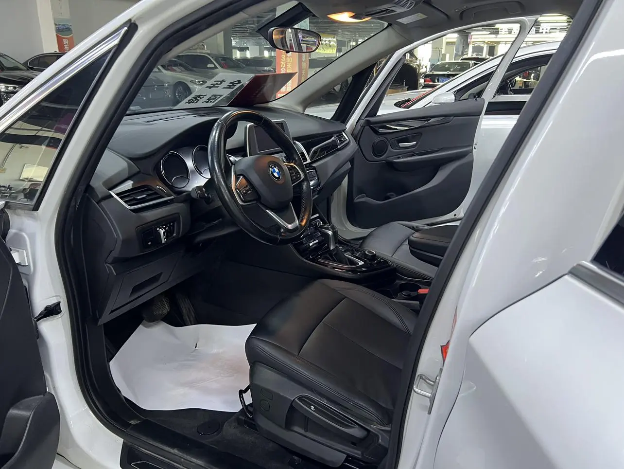 BMW 2 Series Wagon 2019 218i Leading