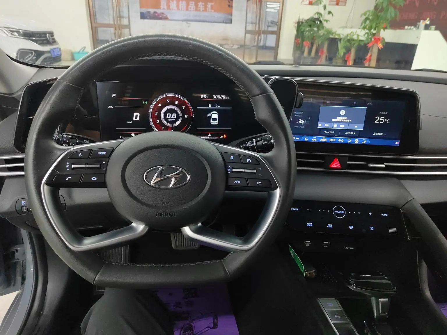 Hyundai 2022 1.5L CVT LUX Premium