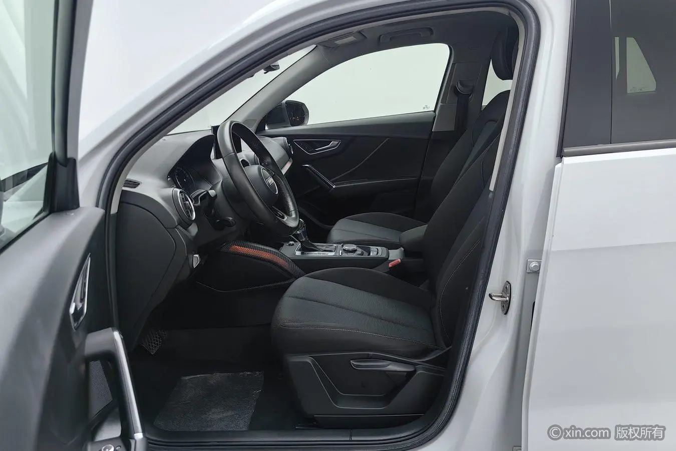 Audi Q2L 2018 35TFSI China V