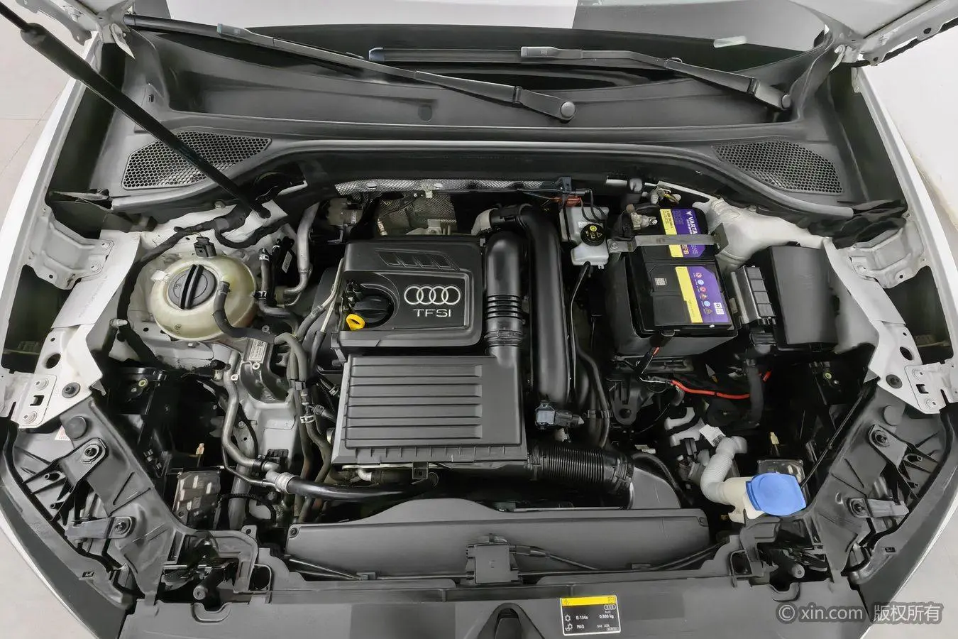 Audi Q2L 2018 35TFSI China V