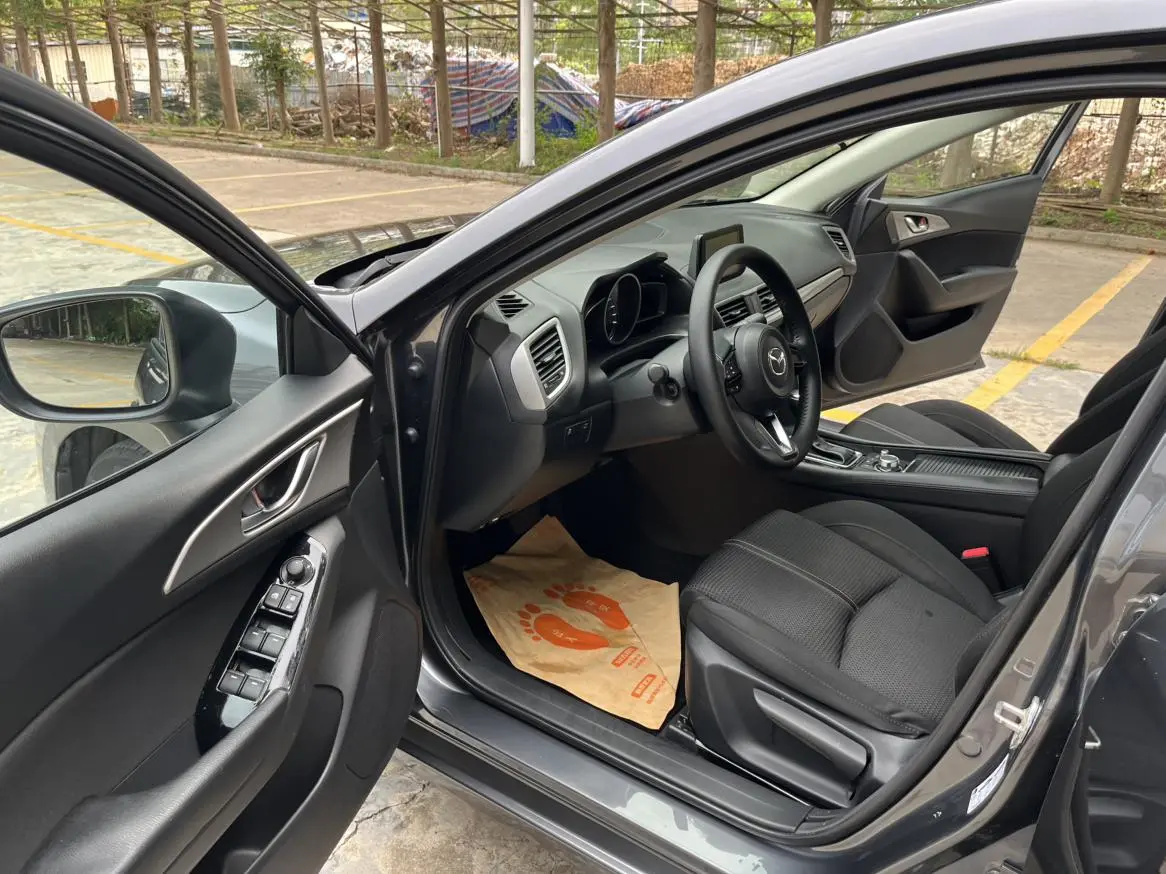 Mazda 3 Mazda3 2019 Sedan 1.5L Auto Luxury China VI