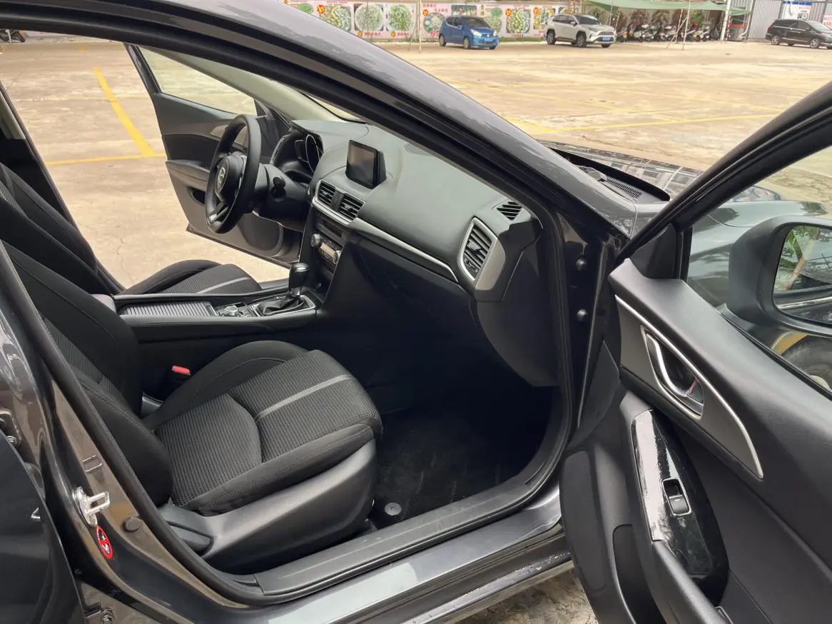 Mazda 3 Mazda3 2019 Sedan 1.5L Auto Luxury China VI