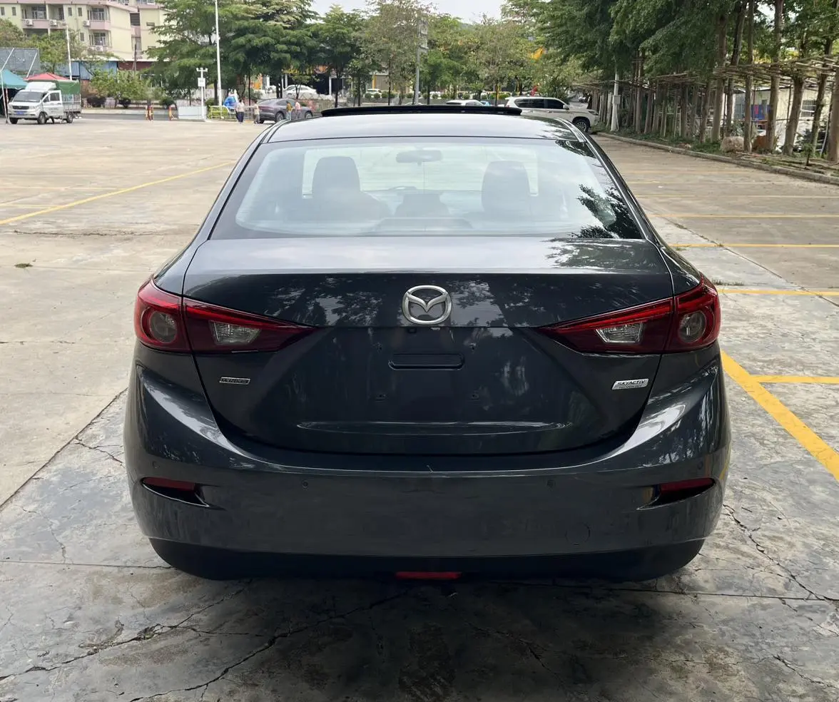 Mazda 3 Mazda3 2019 Sedan 1.5L Auto Luxury China VI