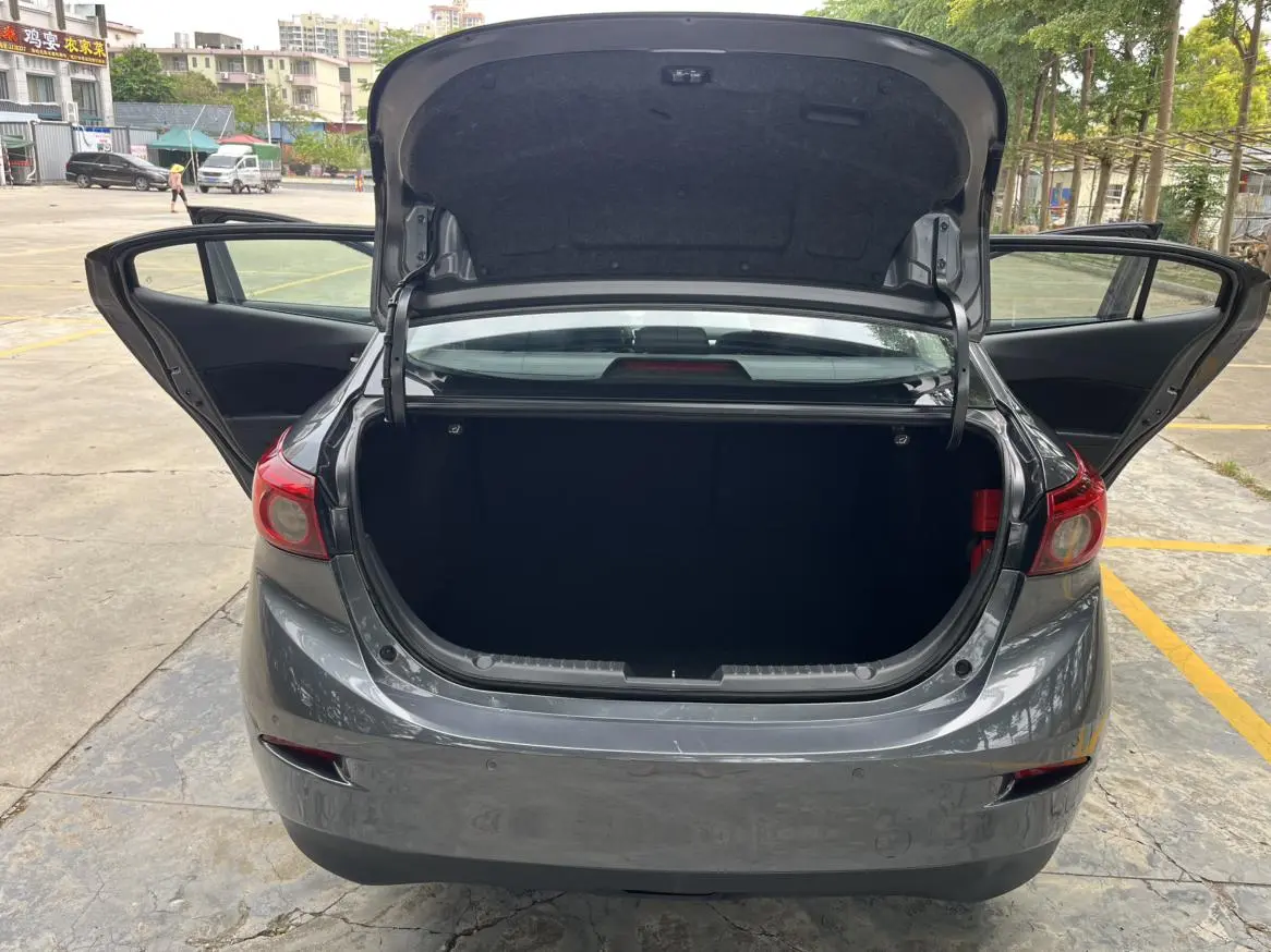 Mazda 3 Mazda3 2019 Sedan 1.5L Auto Luxury China VI