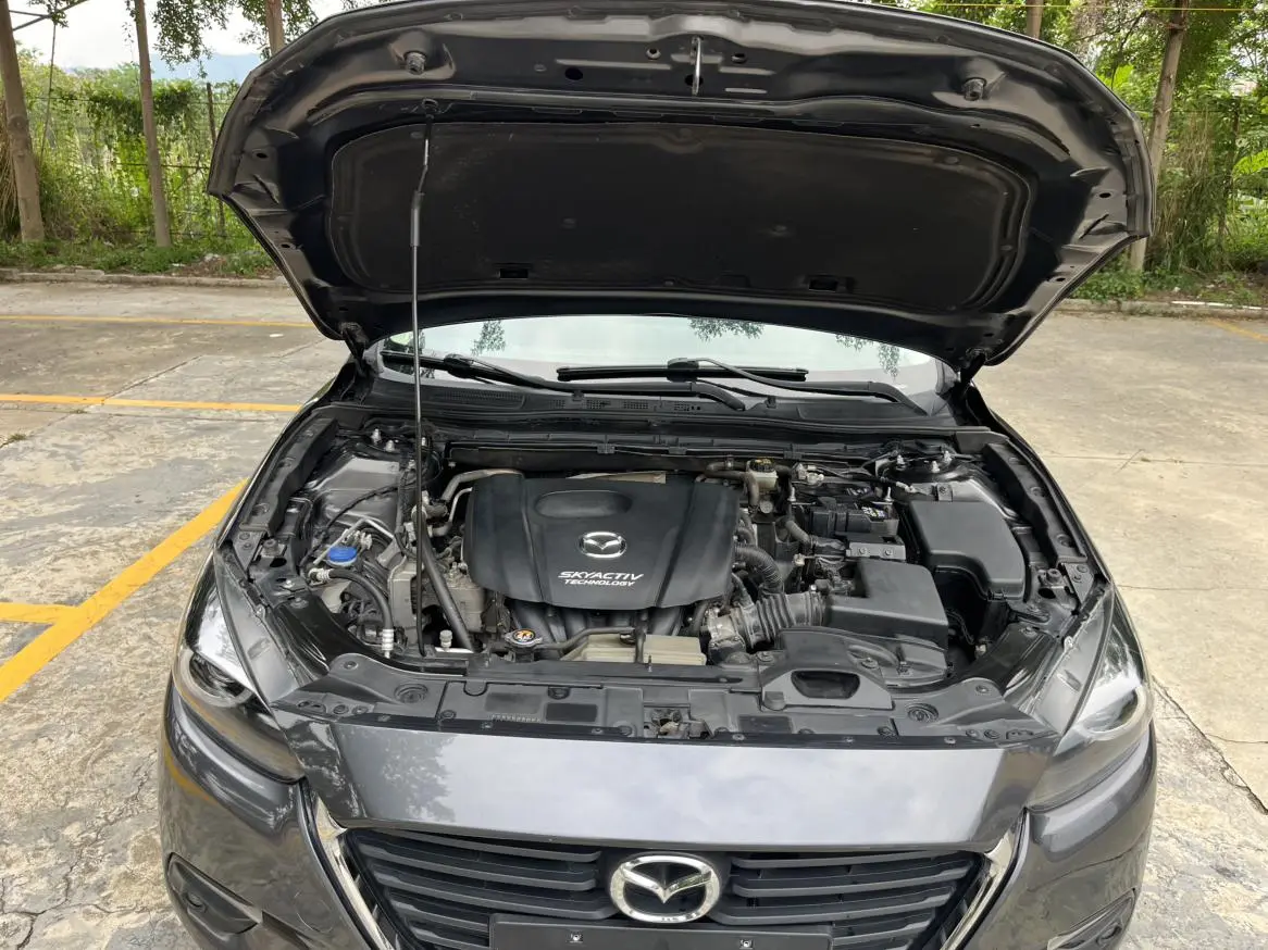 Mazda 3 Mazda3 2019 Sedan 1.5L Auto Luxury China VI