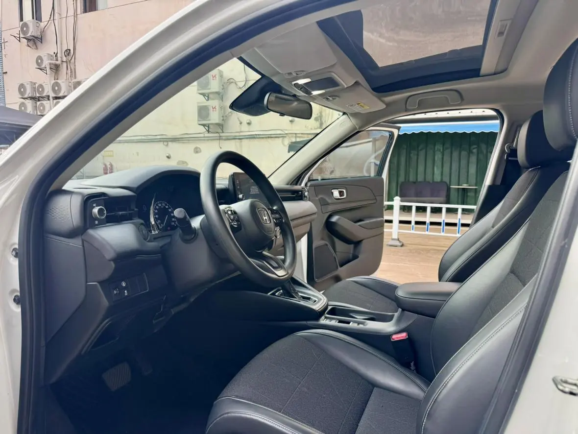 Honda Vezel 2023 1.5L CVT Pioneer
