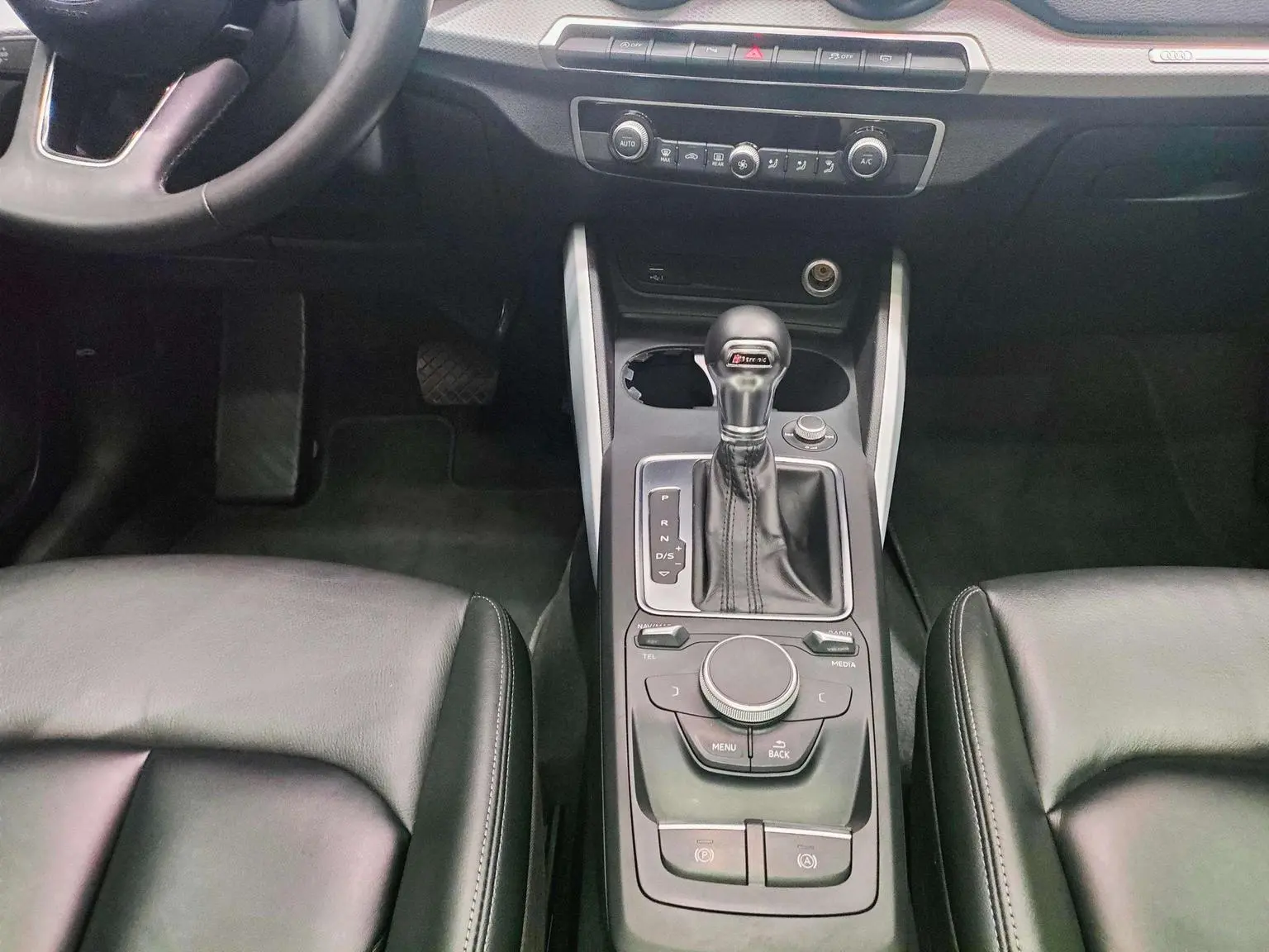 Audi Q2L 2018 35TFSI China VI