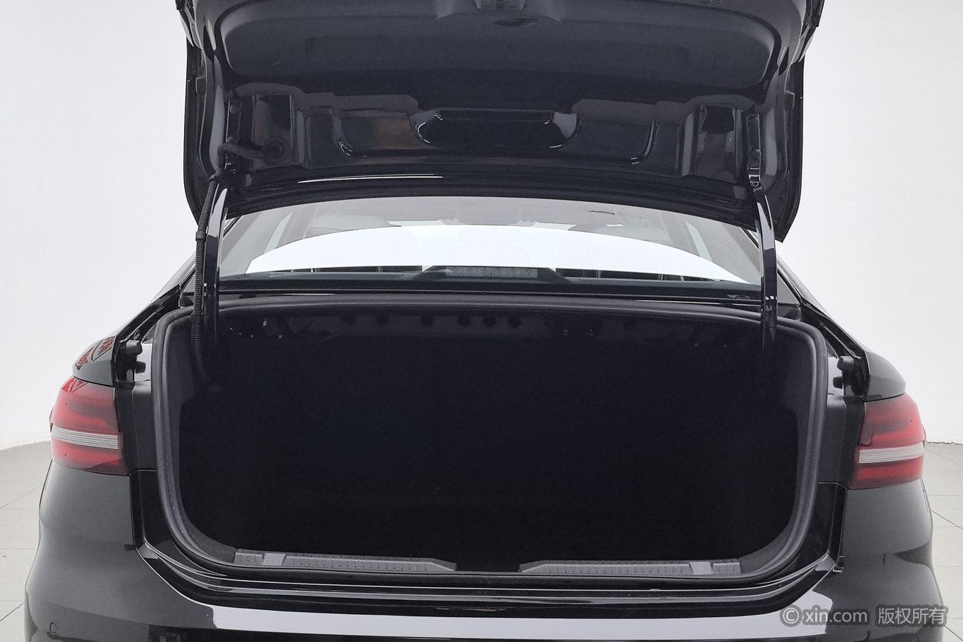Volkswagen Lavida 2023 300TSI DSG