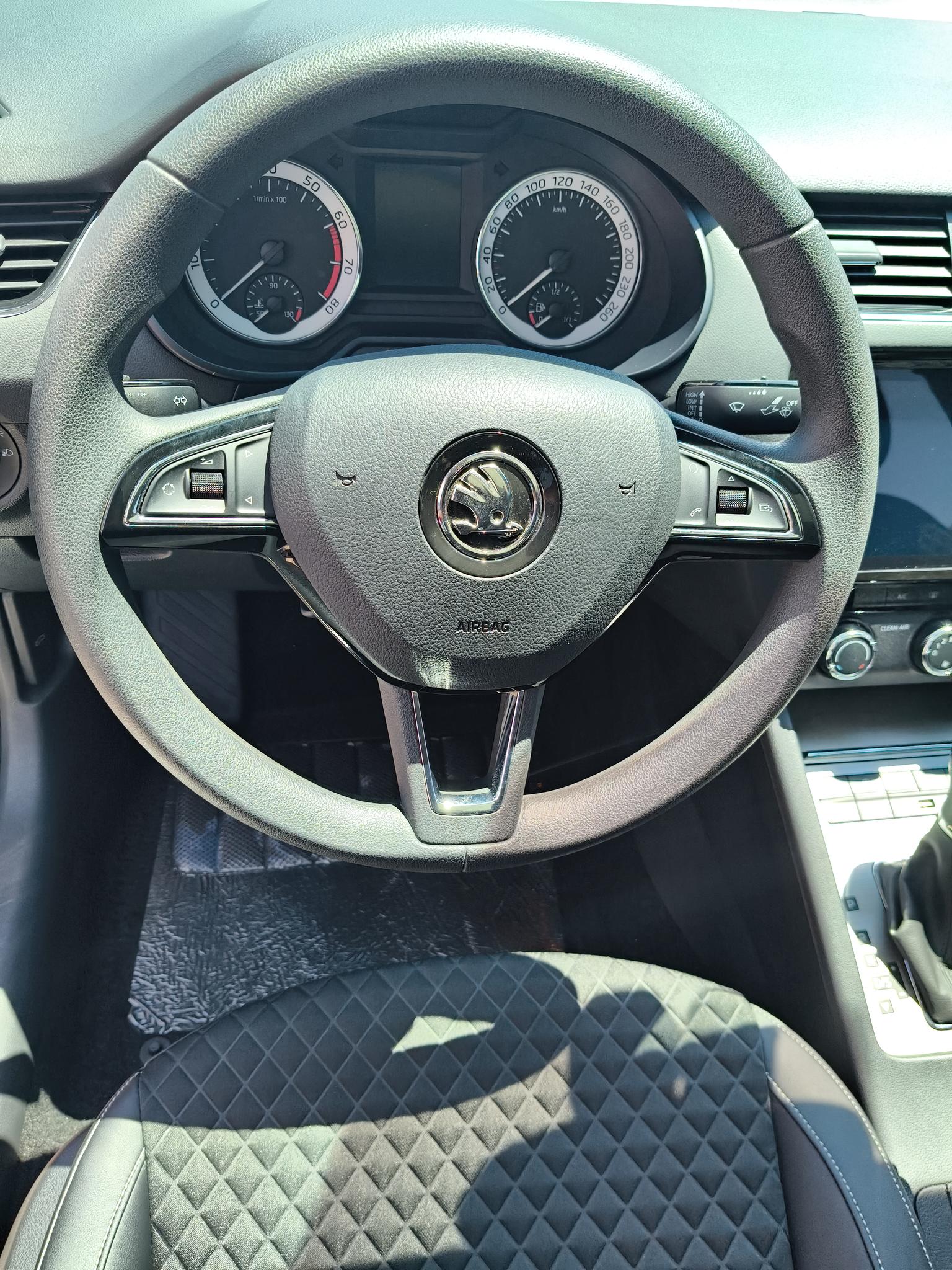 Skoda Octavia 2020 1.5L Auto Smart Drive Luxury