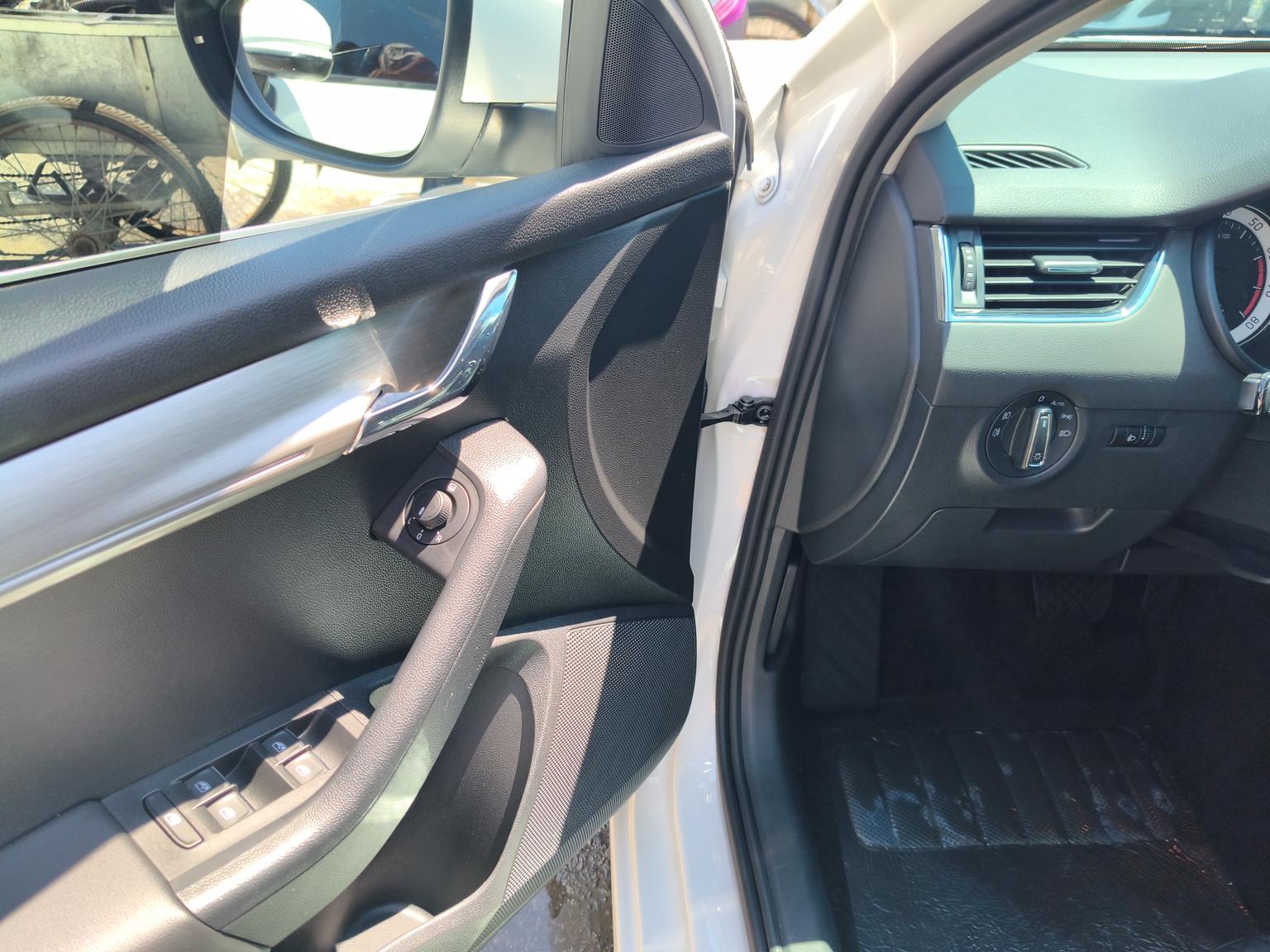 Skoda Octavia 2020 1.5L Auto Smart Drive Luxury