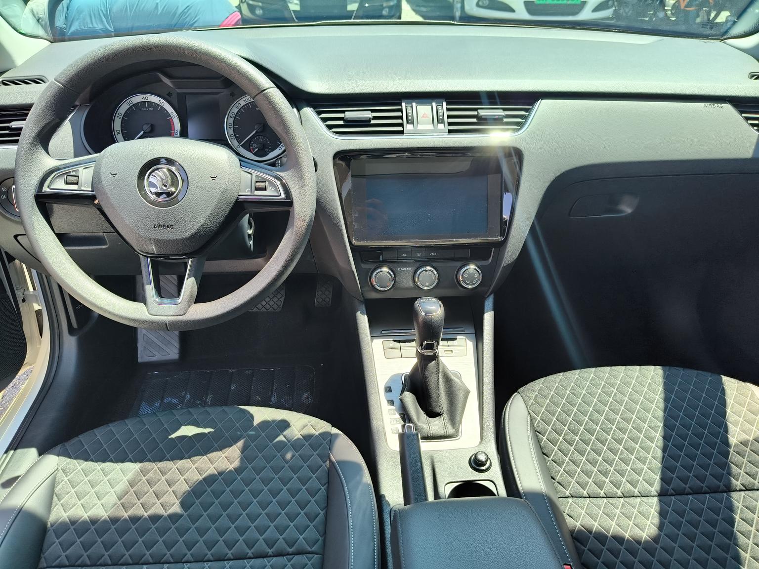 Skoda Octavia 2020 1.5L Auto Smart Drive Luxury