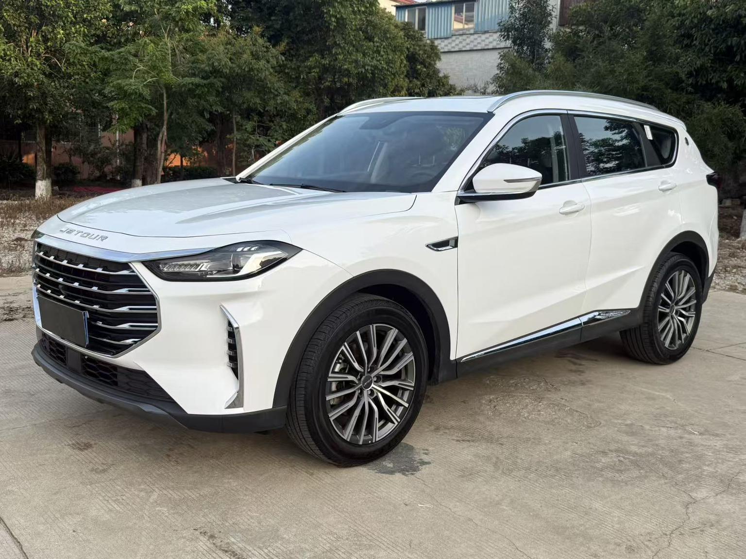 Jetour X70 PLUS 2023 1.5T DCTPLUS 5 seat