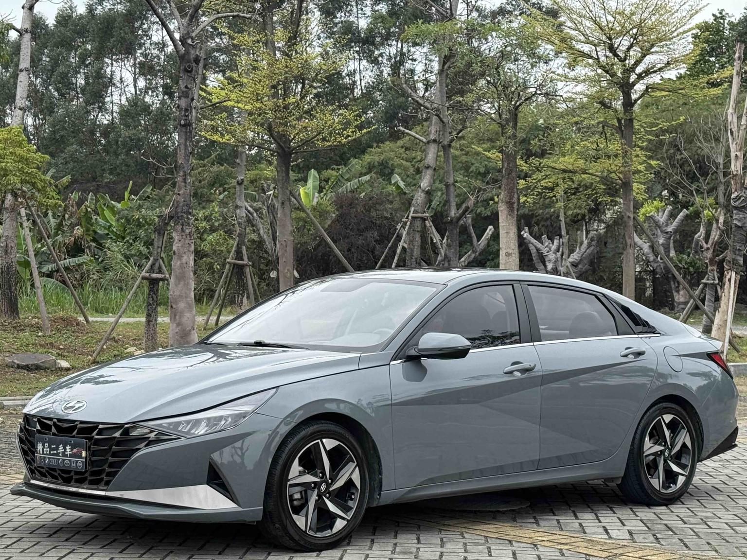 Hyundai 2021 1.5L CVT GLX Elite