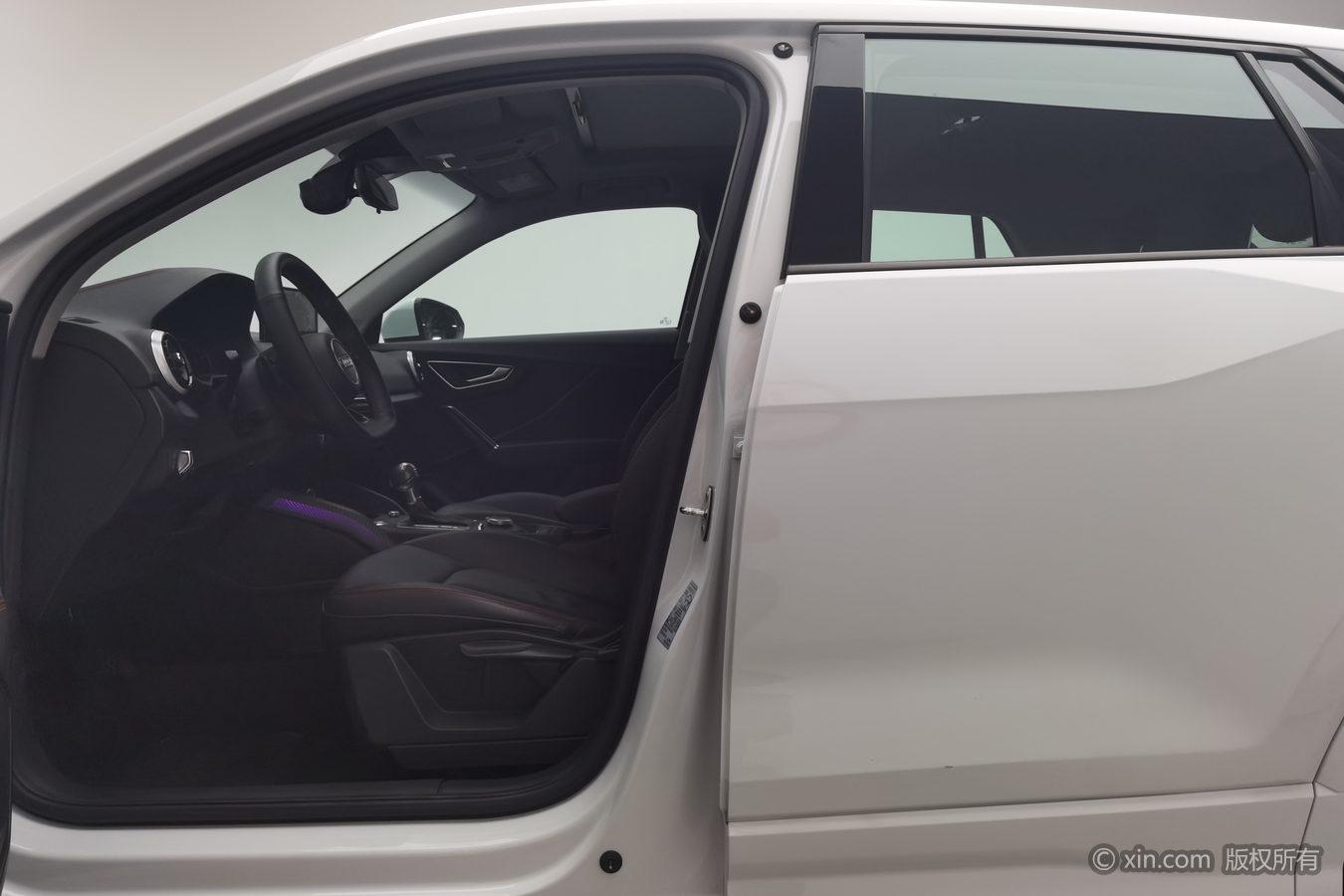 Audi Q2L 2022 35 TFSI Progressive Dynamic