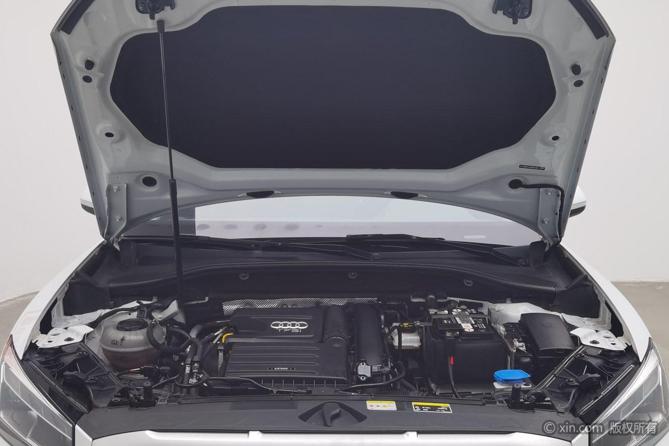 Audi Q2L 2022 35 TFSI Progressive Dynamic