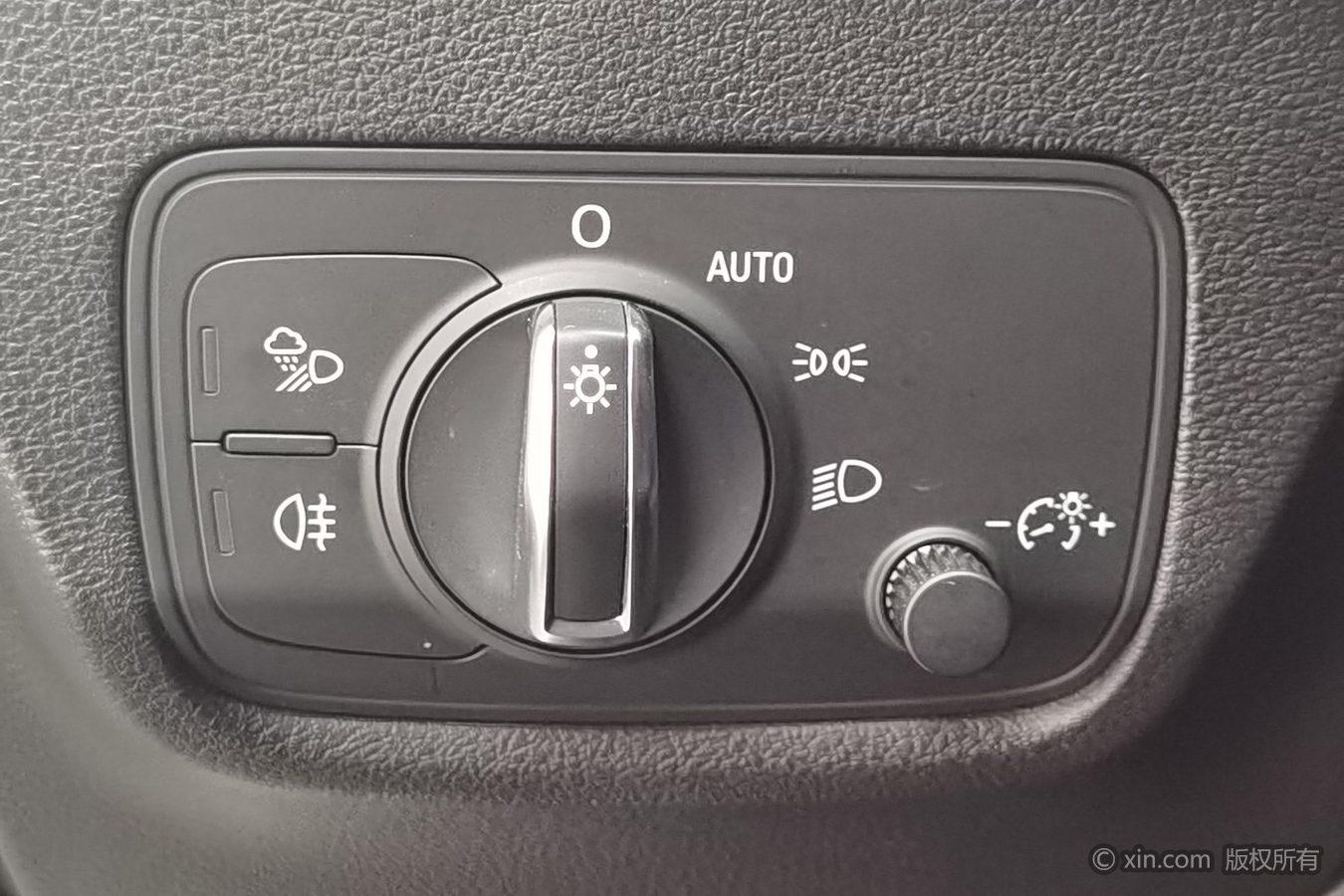 Audi Q2L 2022 35 TFSI Progressive Dynamic
