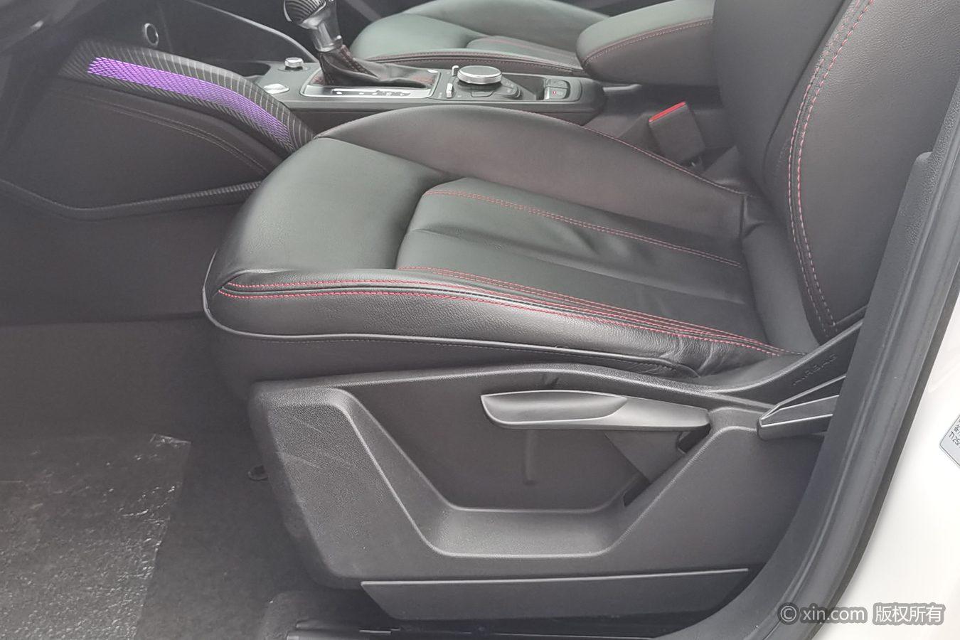 Audi Q2L 2022 35 TFSI Progressive Dynamic