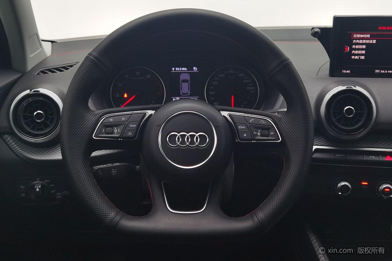 Audi Q2L 2022 35 TFSI Progressive Dynamic