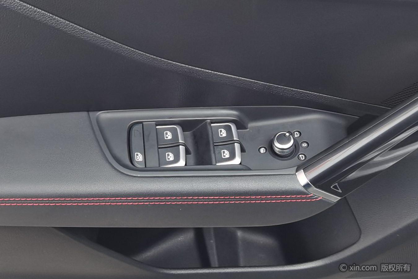 Audi Q2L 2022 35 TFSI Progressive Dynamic