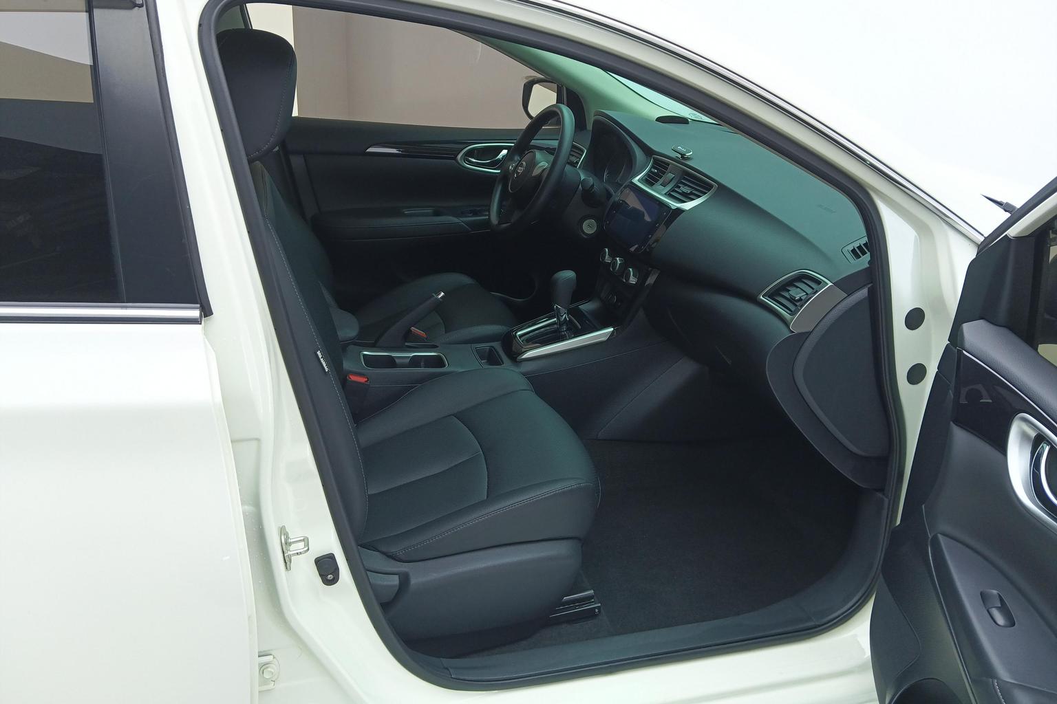 Nissan Sylphy 2022 Facelift Classic 1.6 XL CVT Luxury