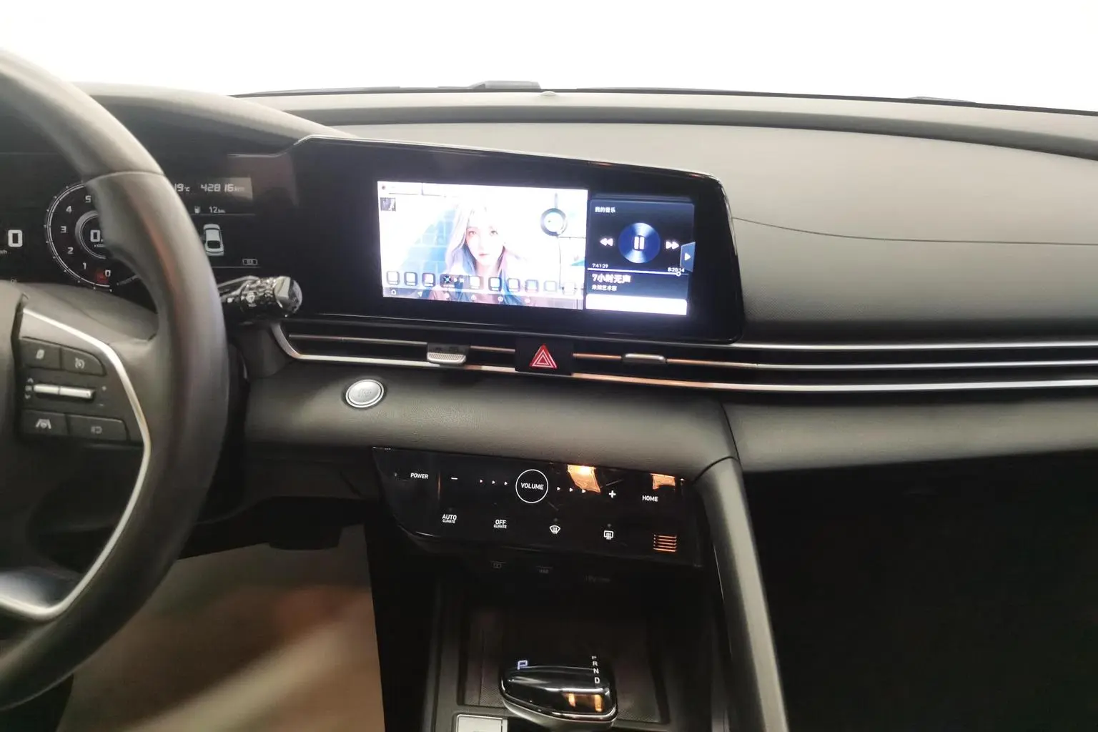 Hyundai 2021 1.5L CVT LUX Premium