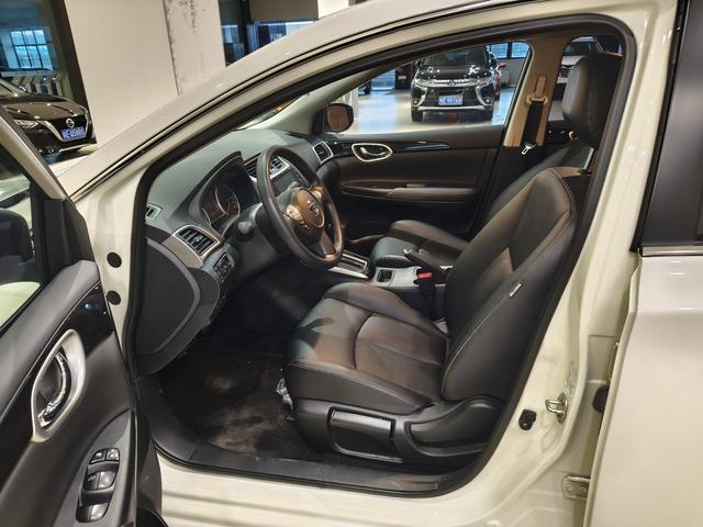 Nissan Sylphy 2022 Classic 1.6 XL CVT Luxury