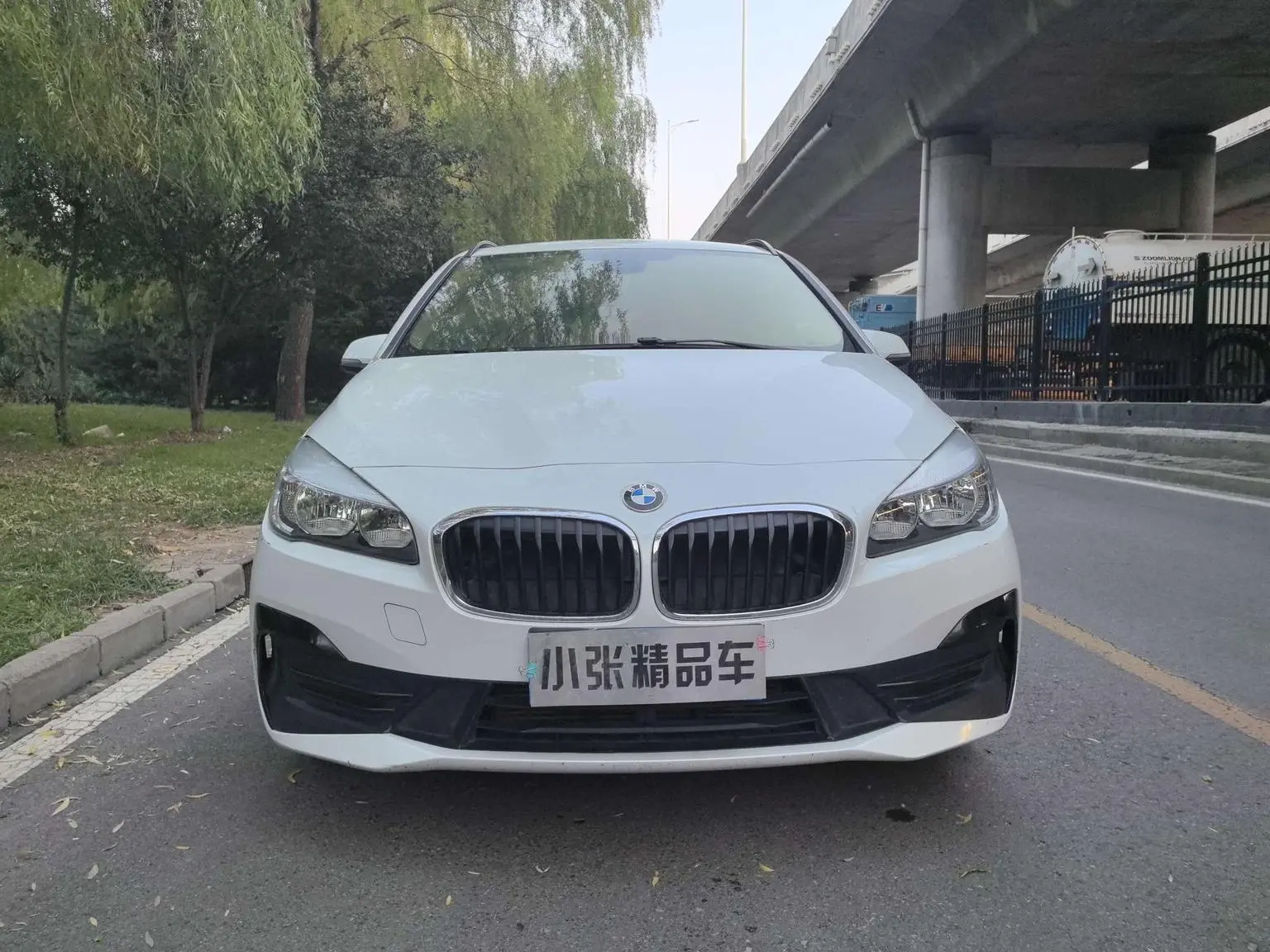 BMW 2 Series Wagon 2018 218i Fashion