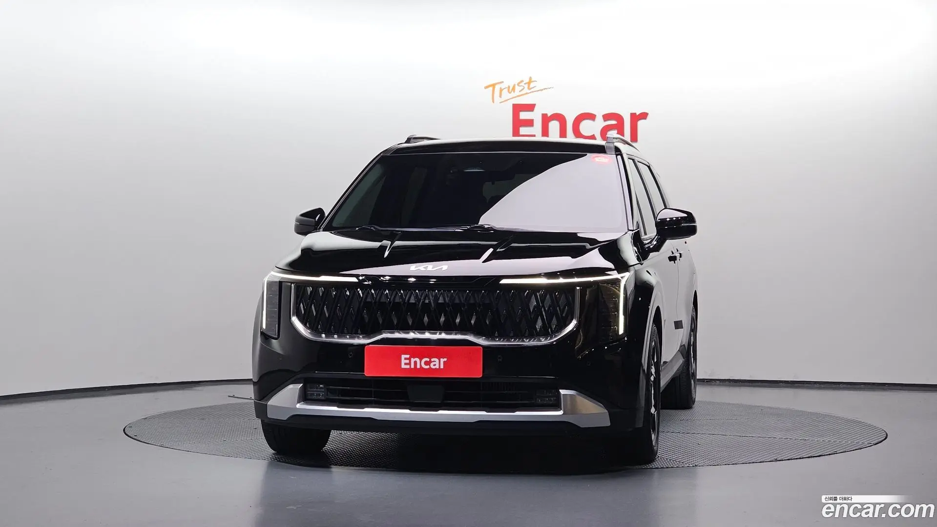 Kia Canival Diesel 9-Seater Prestige
