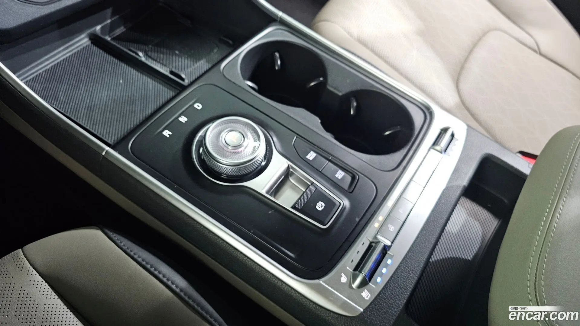 Kia Canival Diesel 9-Seater Prestige