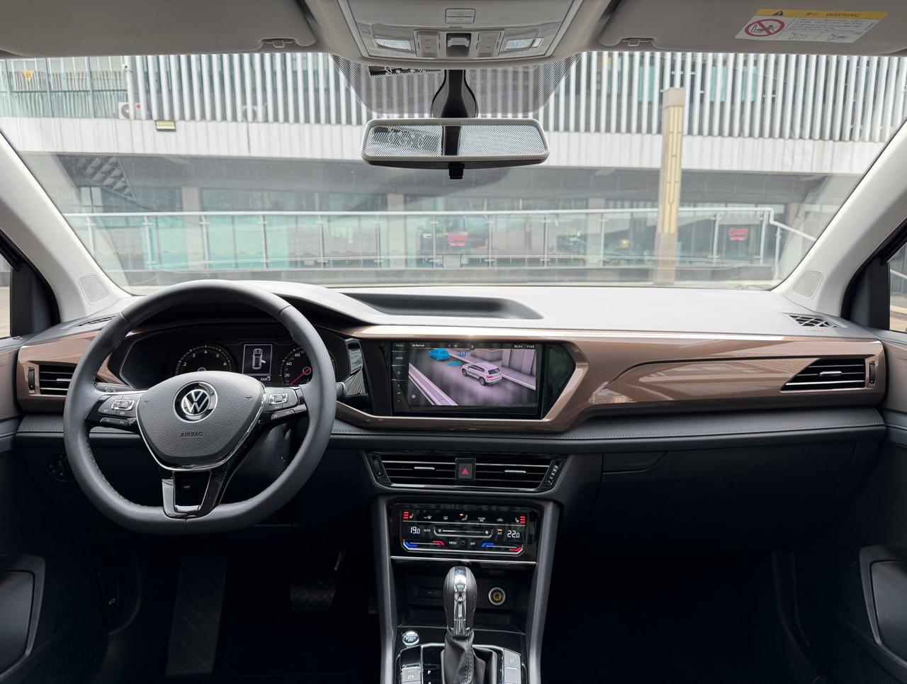 Volkswagen Tharu