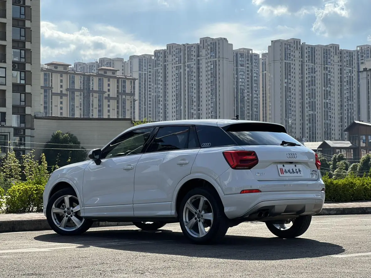 Audi Q2L 2018 35TFSI China VI