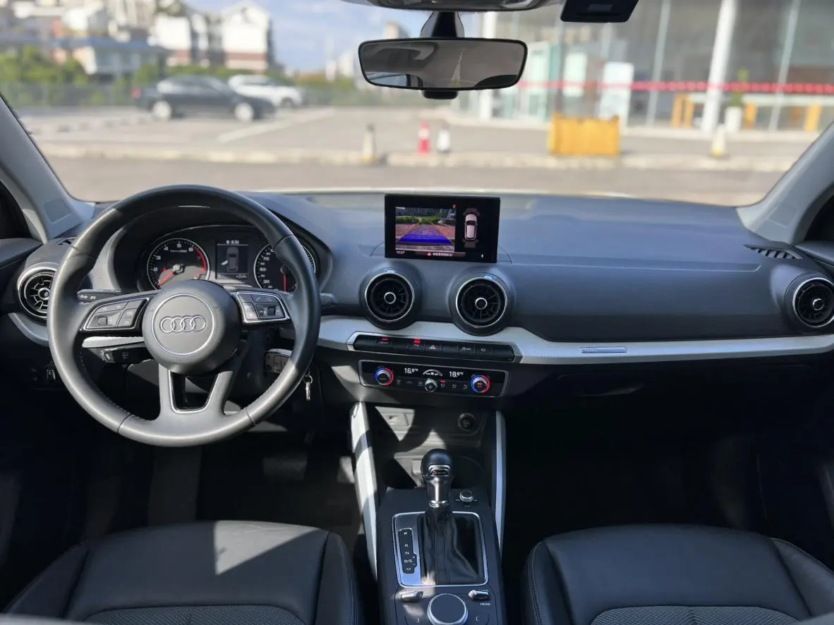 Audi Q2L 2018 35TFSI China VI