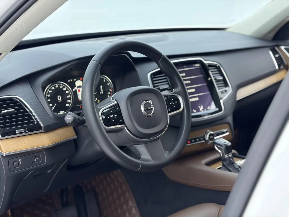 Volvo XC90 2019 T6 Smart 7 seat
