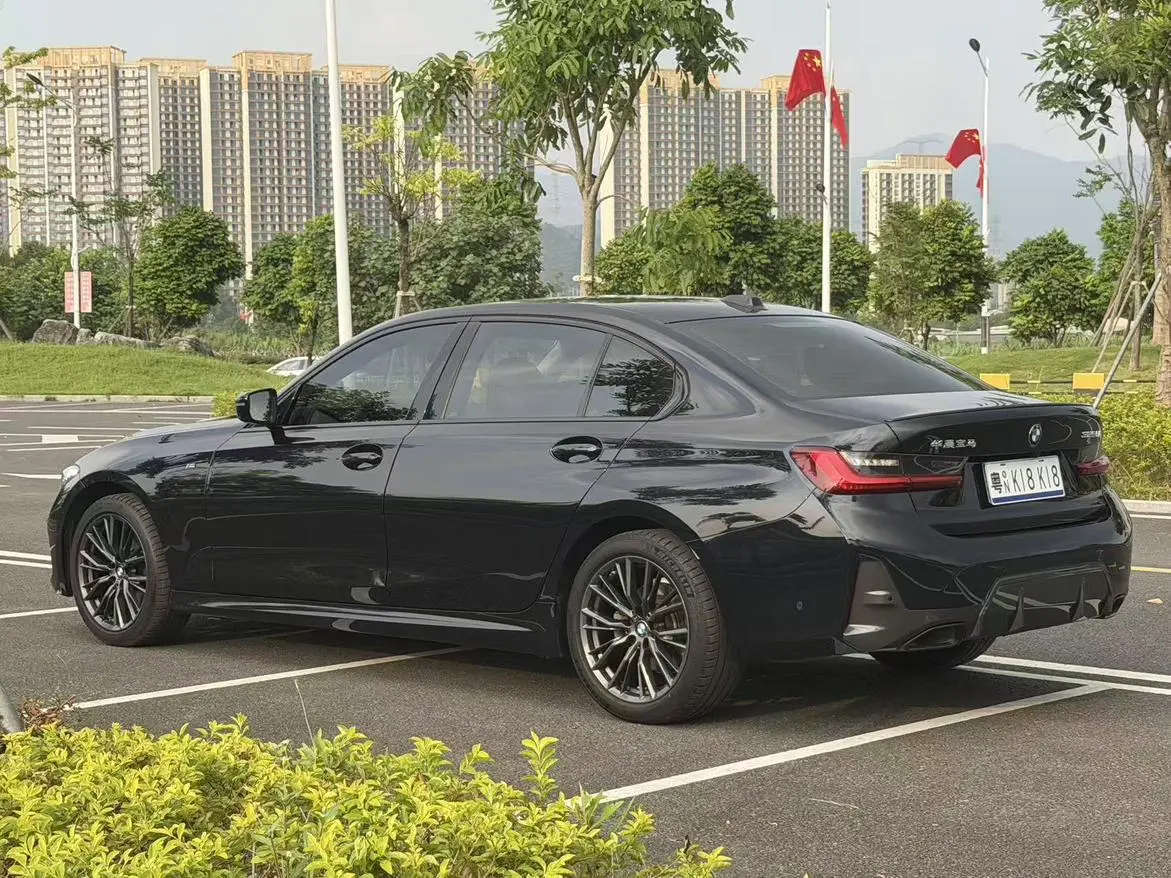 BMW 3 Series 2023 325Li M Sport Shadow Night Package
