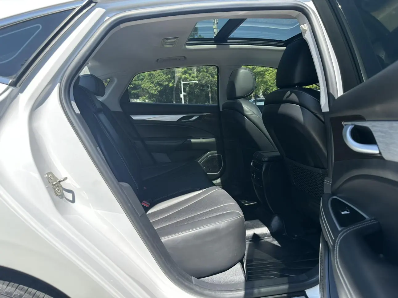 Geely 2021 1.8T Navigator +