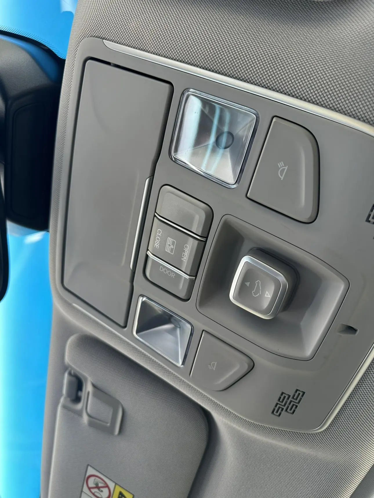 Geely 2021 1.8T Navigator +