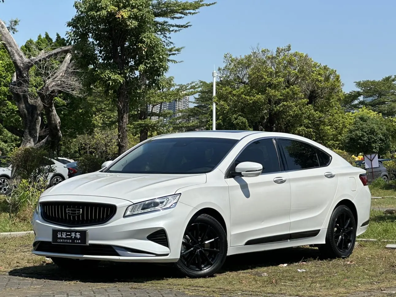 Geely 2021 1.8T Navigator +