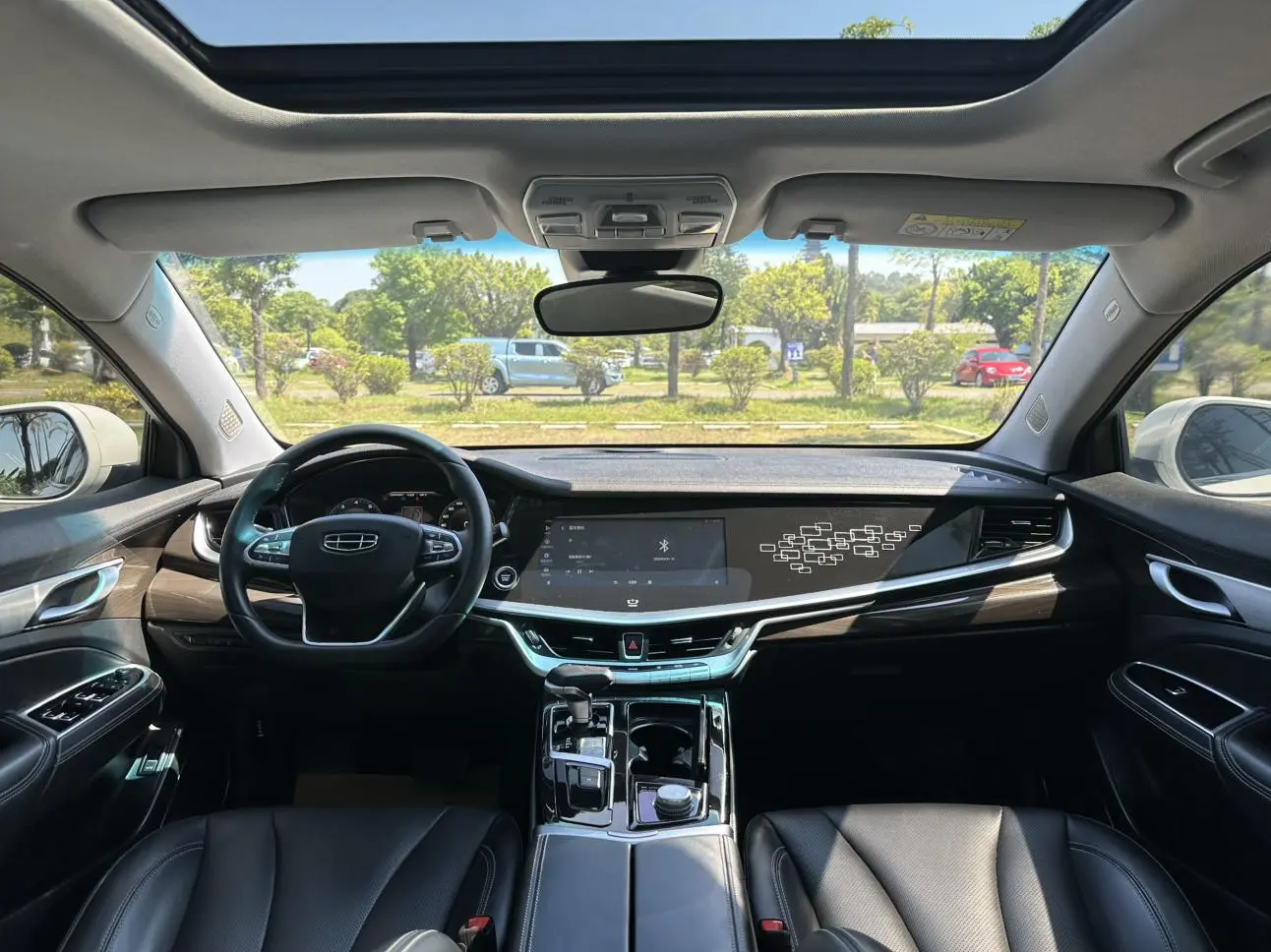 Geely 2021 1.8T Navigator +