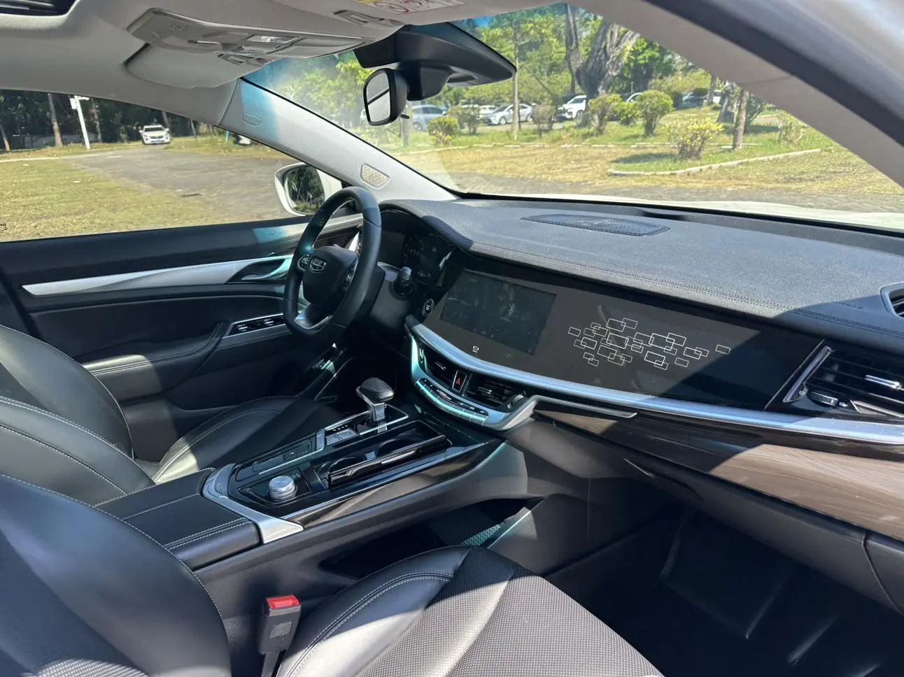 Geely 2021 1.8T Navigator +