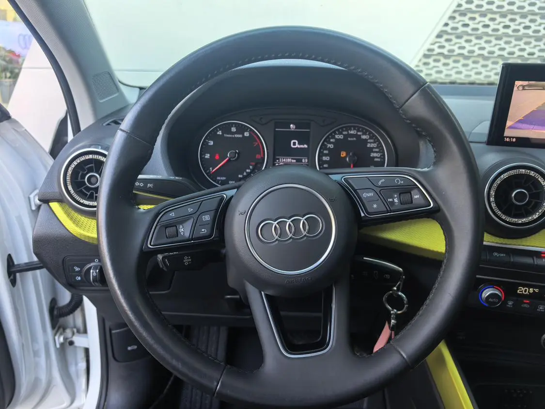 Audi Q2L 2020 35TFSI Dynamic Fashion